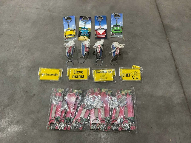 Sleutelhangers (7000x) - afbeelding 1 van  8