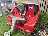 Sleutelslijpmachine. inclusief voorraad sleutels, silka, record - afbeelding 1 van  9