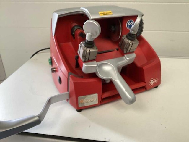 Sleutelsnijmachine, silca, rekord - afbeelding 1 van  8