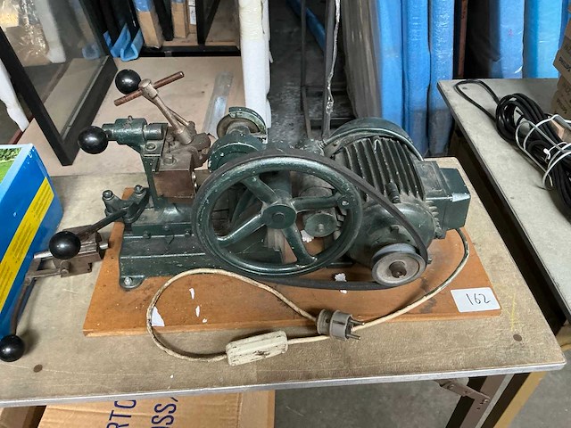 Sleutelsnijmachine - afbeelding 2 van  4