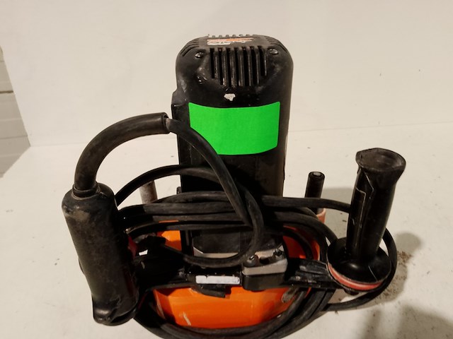 Sleuvenzaagmachine 230 v ~ mtd, sd1500, bouwjaar 2018 - afbeelding 2 van  4