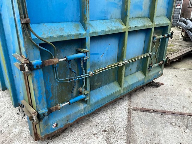 Slibcontainer - afbeelding 4 van  7