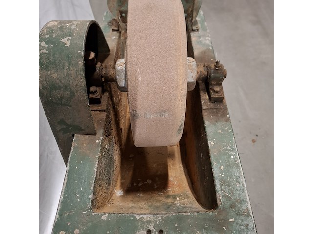 Slijp machine op verrijdbare sokkel - afbeelding 7 van  11