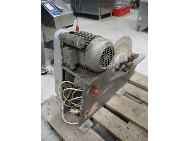 Slijp machinefabriek - afbeelding 3 van  7