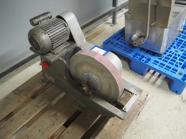 Slijp machinefabriek - afbeelding 2 van  5