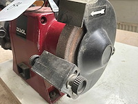 Slijpmachine, bankschroef en werktafel - afbeelding 10 van  12