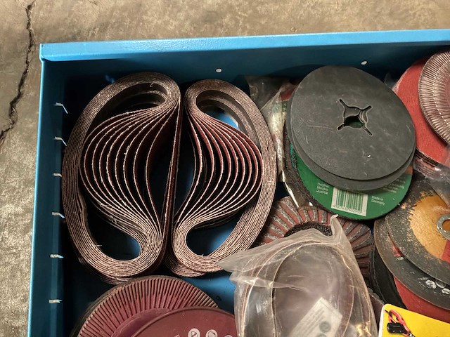 Slijpschijven, gatenboren en handgereedschap - afbeelding 3 van  8