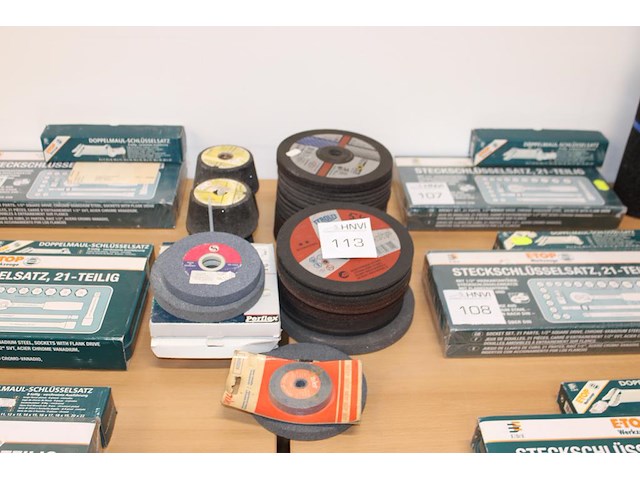 Slijpschijven in diverse uitvoeringen. - afbeelding 1 van  2