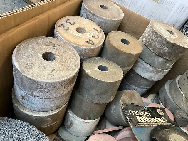 Slijpstenen - afbeelding 7 van  7