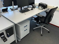Slinger bureau met bureaustoel - afbeelding 1 van  5