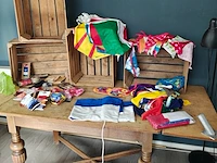 Slinger en vlaggen - afbeelding 1 van  6