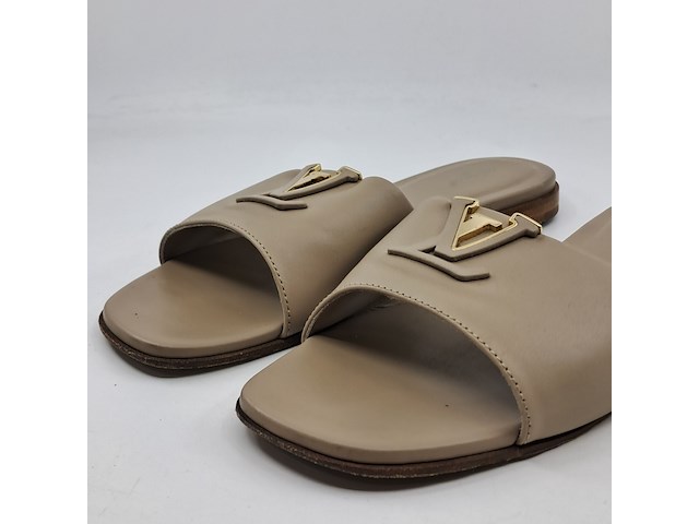 Slippers, louis vuitton, taupe, maat 39 - afbeelding 3 van  10