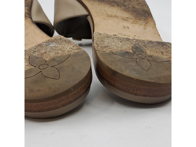 Slippers, louis vuitton, taupe, maat 39 - afbeelding 9 van  10