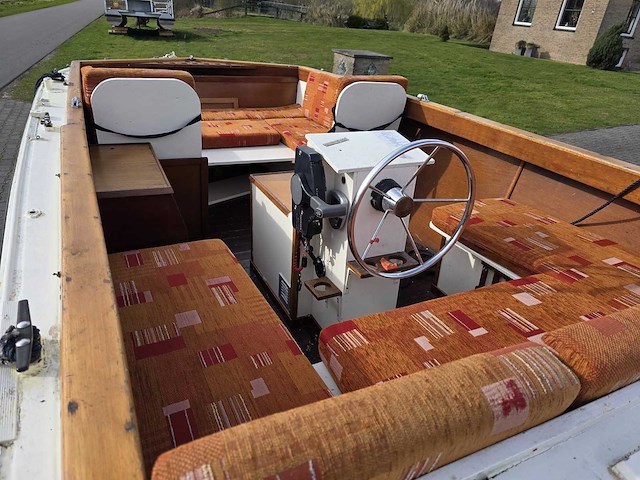 Sloep - aquatrail trailer - sloep met trailer en honda 20 pk 4-takt buitenboordmotor - afbeelding 22 van  56
