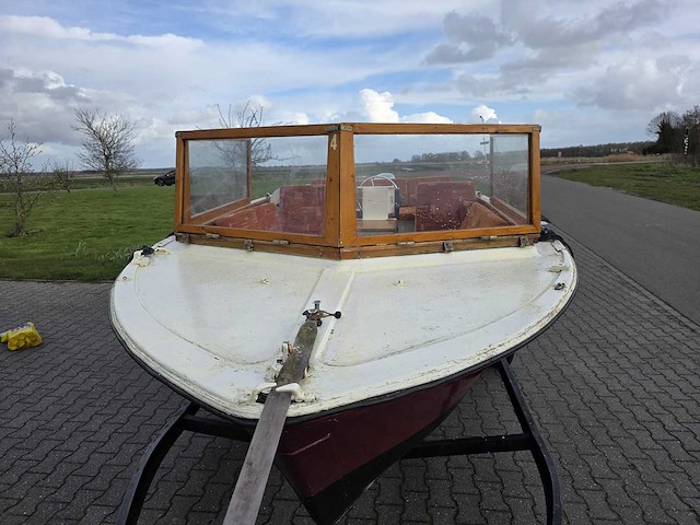 Sloep - aquatrail trailer - sloep met trailer en honda 20 pk 4-takt buitenboordmotor - afbeelding 40 van  56