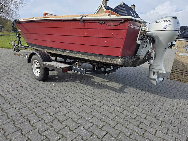 Sloep - aquatrail trailer - sloep met trailer en honda 20 pk 4-takt buitenboordmotor - afbeelding 32 van  56