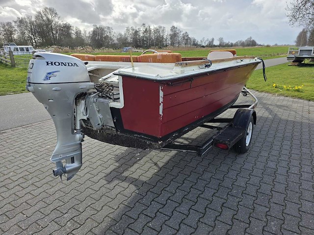 Sloep - aquatrail trailer - sloep met trailer en honda 20 pk 4-takt buitenboordmotor - afbeelding 55 van  56