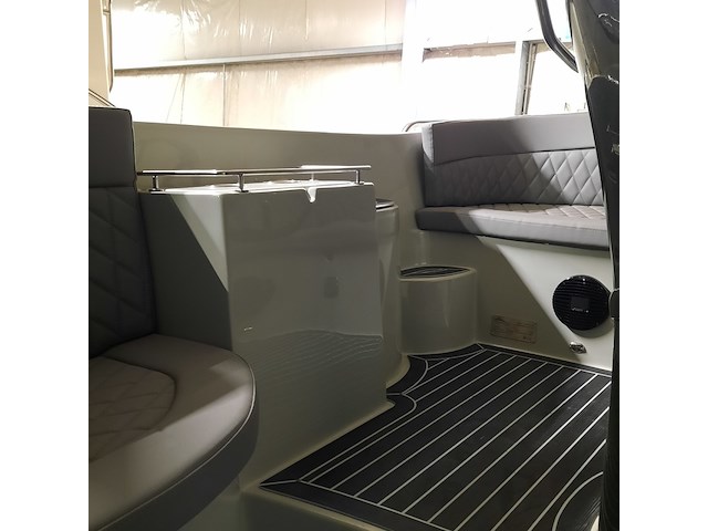 Sloep met df100b suzuki buitenboordmotor (2024), primeur, 710, 2025 - afbeelding 15 van  75