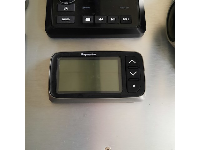 Sloep met df100b suzuki buitenboordmotor (2024), primeur, 710, 2025 - afbeelding 22 van  75