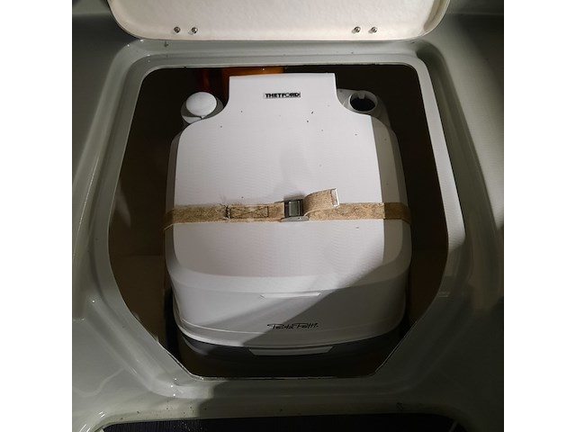 Sloep met df100b suzuki buitenboordmotor (2024), primeur, 710, 2025 - afbeelding 33 van  75