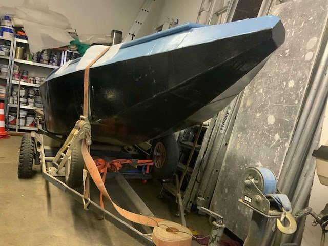 Sloep met motor en trailer - afbeelding 2 van  13