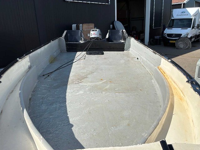 Sloep met trailer en motor - afbeelding 18 van  34