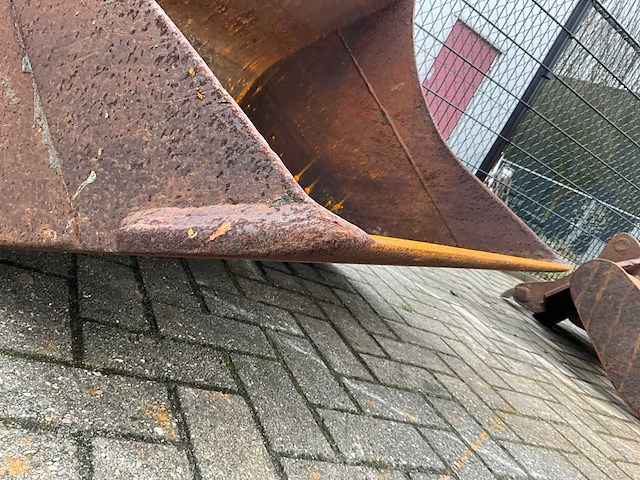 Slotenbak - afbeelding 5 van  7