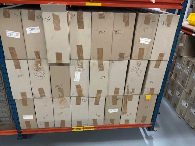 Slp magazijnstelling met diverse magazijnbakken - afbeelding 9 van  22