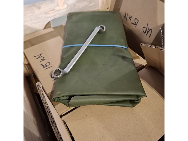 Sluitplaten en ringsleutels - afbeelding 5 van  5