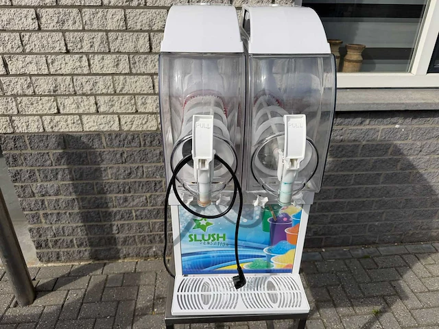 Slush puppy - 2 kraans - ijsmachine - afbeelding 2 van  5
