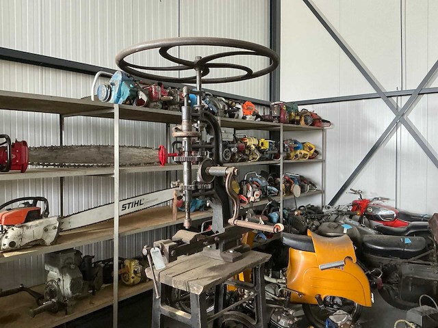 Sm 7 manuele kolomboormachine - afbeelding 2 van  3