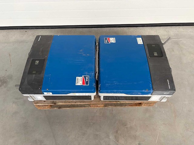 Sma - sunny tripower - 25kw gebruikte omvormer t.b.v. zonnepanelen (2x) - afbeelding 1 van  5