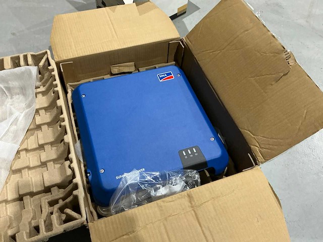 Sma stp10.0-3av-40 omvormer - afbeelding 1 van  3