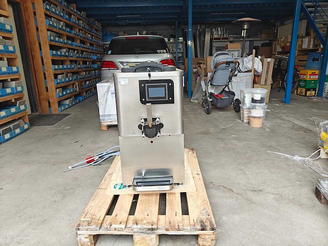 Smach - 1600 apht - softijsmachine - afbeelding 1 van  9