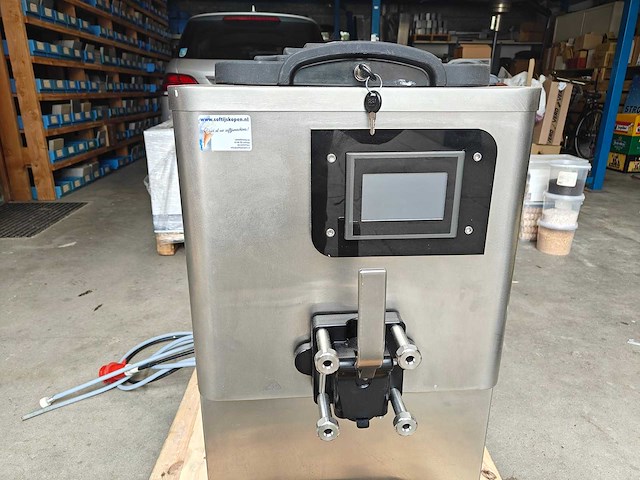 Smach - 1600 apht - softijsmachine - afbeelding 5 van  9