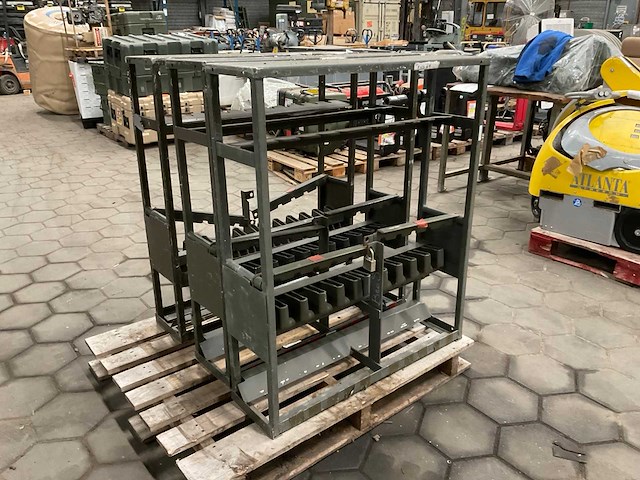 Small arms storage rack (3x) - afbeelding 3 van  6