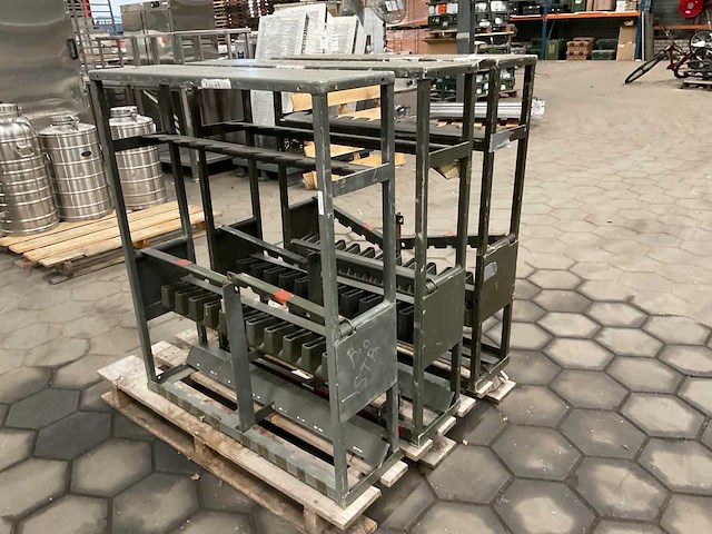 Small arms storage rack (3x) - afbeelding 4 van  6