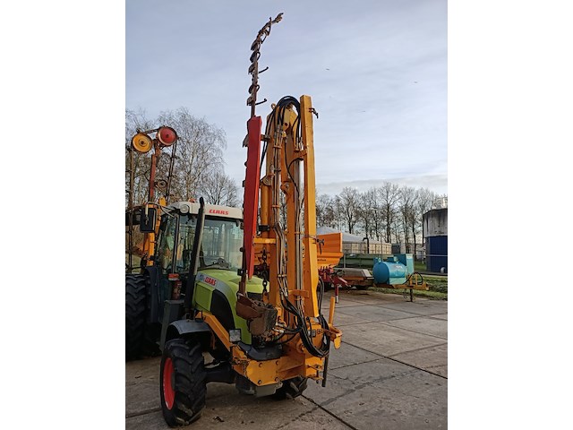 Smalspoor tractor, claas, nectis 247vl met maai hark installatie, 2009 - afbeelding 31 van  31