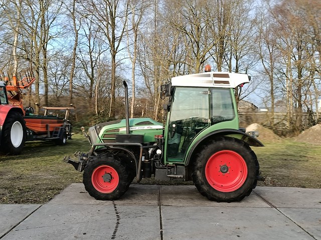 Smalspoor tractor, fendt, 211f vario tms, 2010 - afbeelding 23 van  39