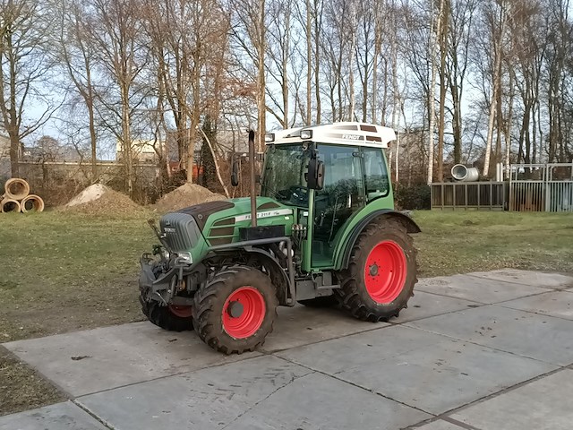 Smalspoor tractor, fendt, 211f vario tms, 2011 - afbeelding 1 van  42
