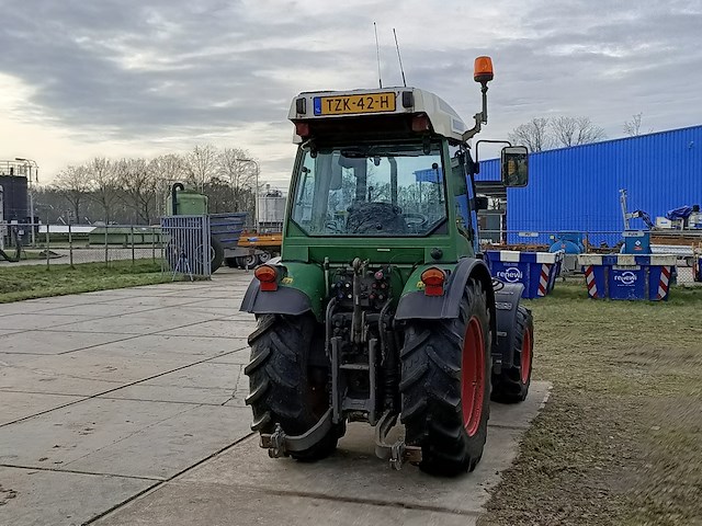 Smalspoor tractor, fendt 211f vario tms, 211f vario tms, 2010 - afbeelding 2 van  47