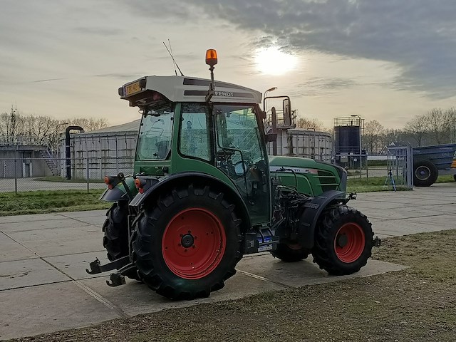 Smalspoor tractor, fendt 211f vario tms, 211f vario tms, 2010 - afbeelding 4 van  47