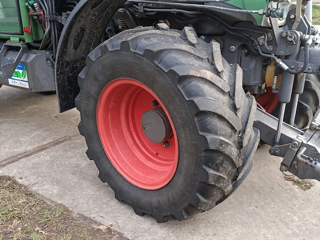 Smalspoor tractor, fendt 211f vario tms, 211f vario tms, 2010 - afbeelding 40 van  47