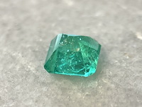 Smaragd - 0.90 carat natuurlijke colombiaanse smaragd - afbeelding 3 van  4