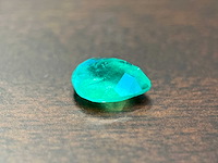 Smaragd - 1.38 carat natuurlijke colombiaanse muzo smaragd van zeer hoge kwaliteit - afbeelding 2 van  4