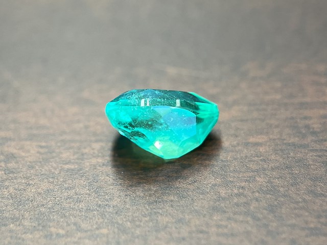 Smaragd - 1.38 carat natuurlijke colombiaanse muzo smaragd - afbeelding 3 van  5