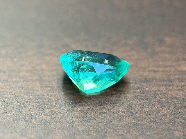 Smaragd - 1.38 carat natuurlijke colombiaanse muzo smaragd - afbeelding 3 van  3