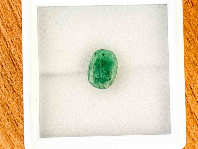 Smaragd - 2.70 carat natuurlijke smaragd - afbeelding 1 van  2