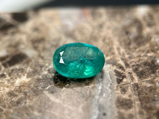 Smaragd - 2.75 carat natuurlijke smaragd - afbeelding 1 van  3