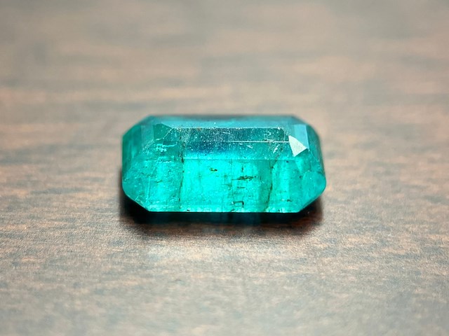 Smaragd - 2.79 carat natuurlijke smaragd - afbeelding 2 van  5
